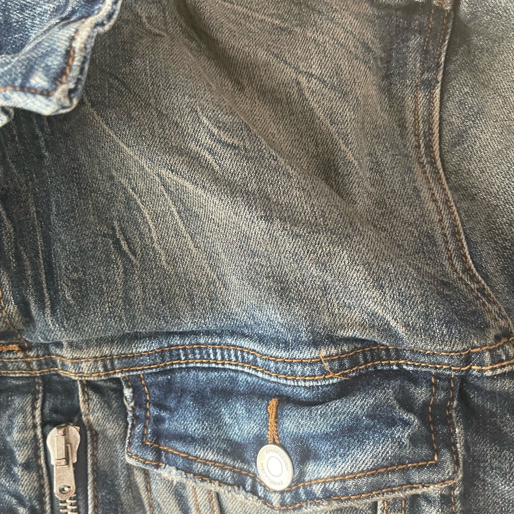 Jean jacket - Picture 8 of 10
